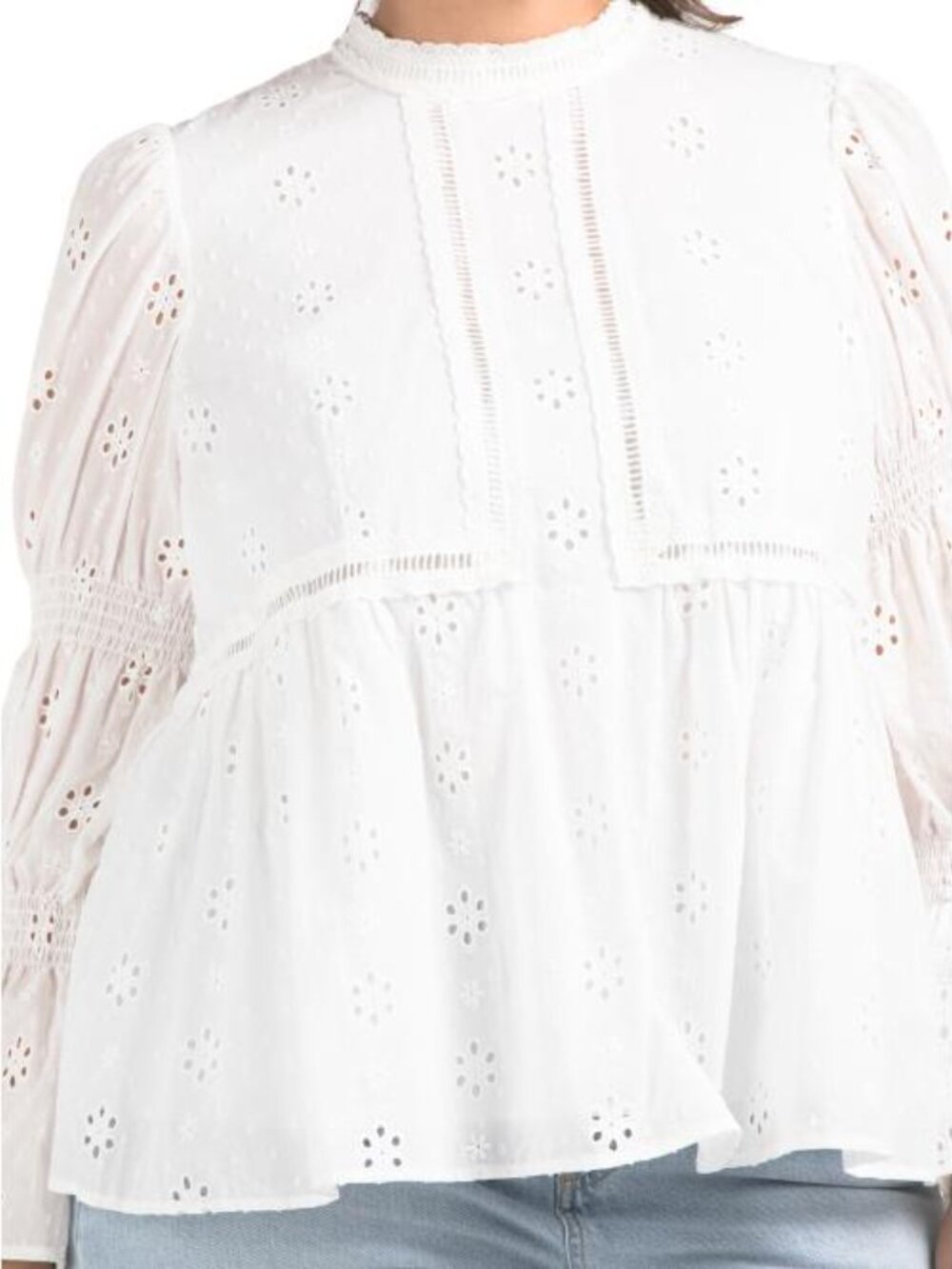 ENDLESS ROSE Plus Embroidered Swiss Dot Ruched Sleeve Top - Picture 3 of 4